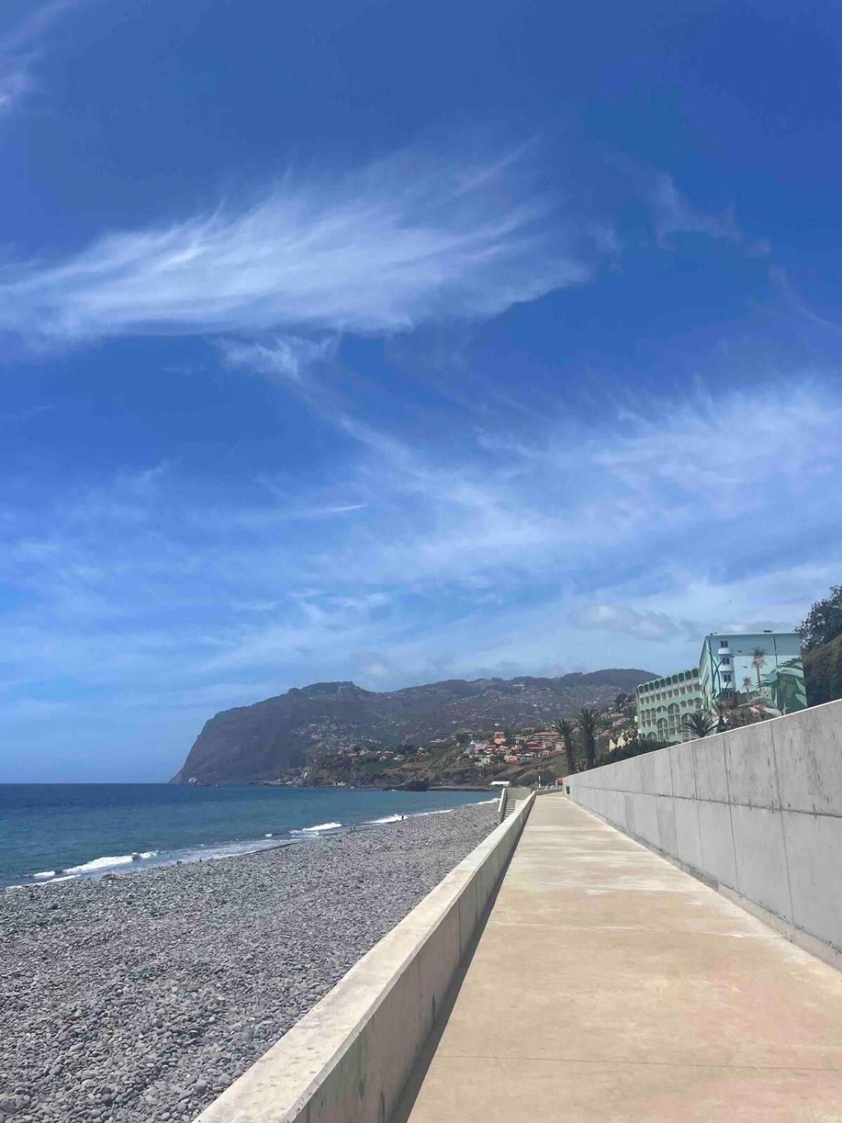 Serene Seaside Praia Formosa 푼샬 외부 사진